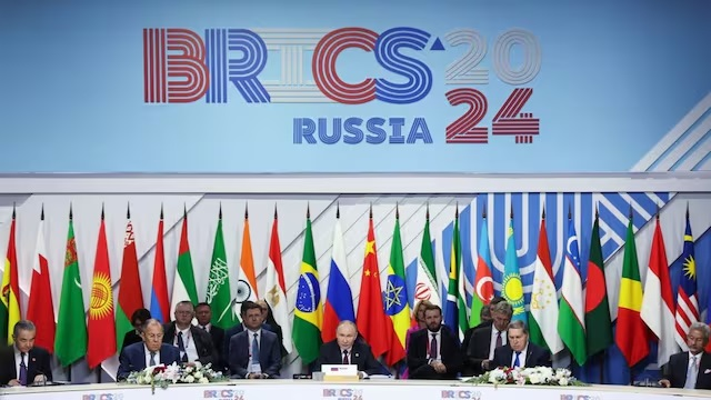 Alejandro Viadas: La base de un intento de arquitectura global con los BRICS 